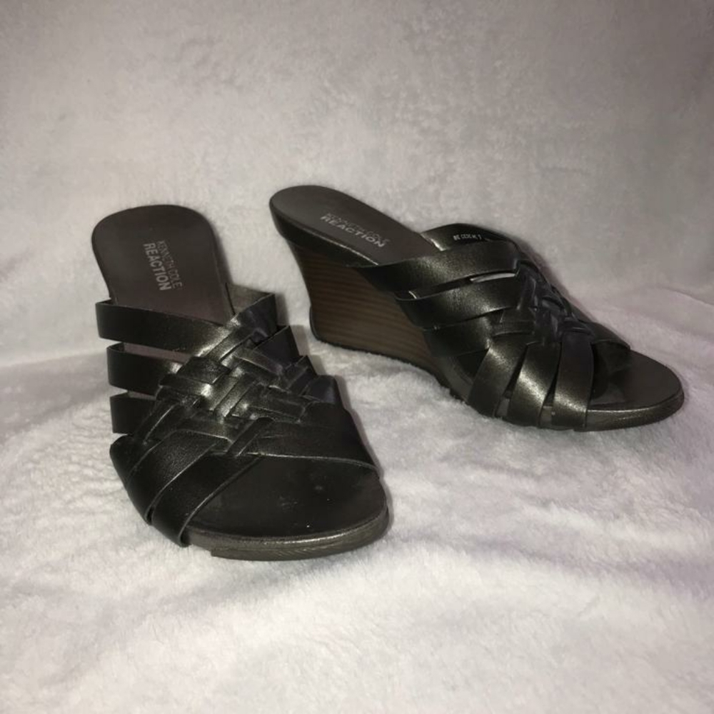 Kenneth Cole reaction wedge